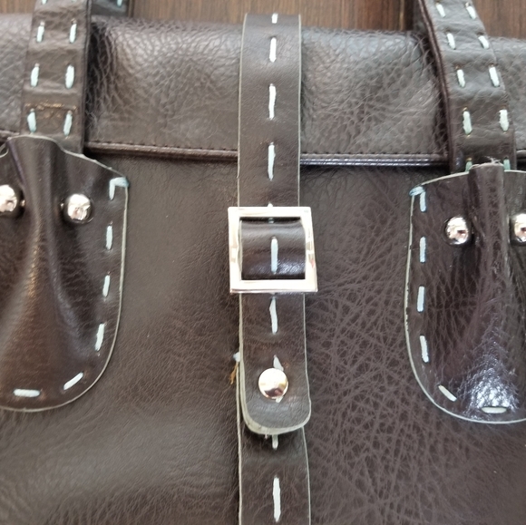 Matt and Nat Hobo Purse - Picture 9 of 12